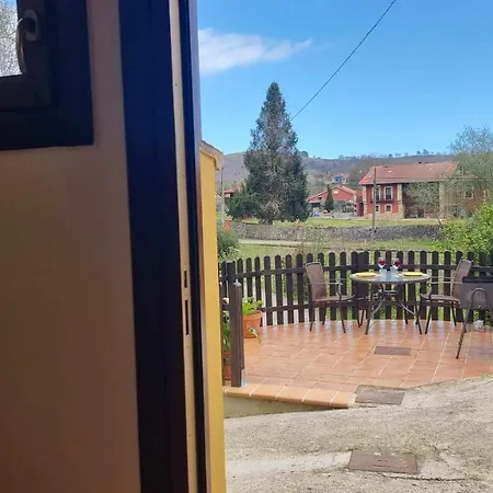 Casa Vacacional Gemelos Ferienhaus San Roque del Acebal